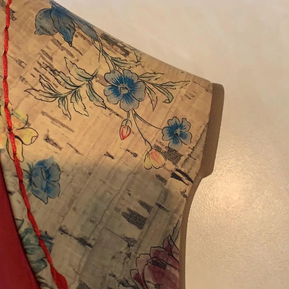 b.o.c. Wedge Sandals, size 8M - Picture 10 of 15